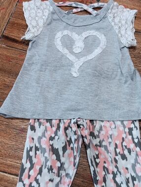 One Step Ahead Gray Top with White Lace Sleeves & Pink Gray Camouflage Leggings